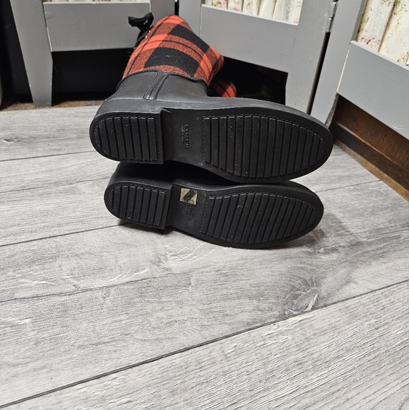 Coach Tristee Rain Boots Red Black Buffalo Plaid Tartan Womens Laceup Rubber NEW - Picture 5 of 7